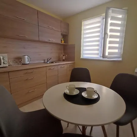 Lili Созополь