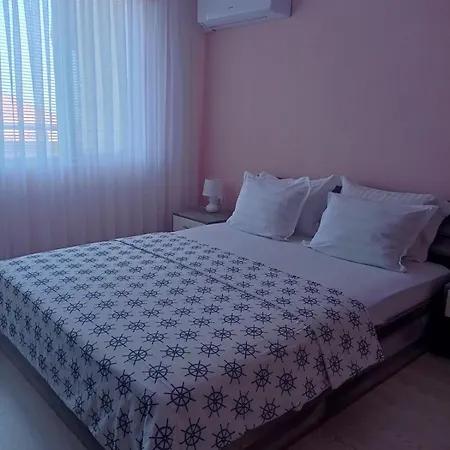 Διαμέρισμα Lili *